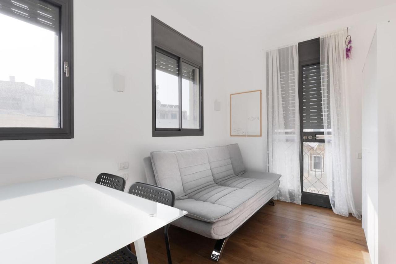 Elegant Apartment W Balcony & Mamad In Heart Of Tel Aviv By Sea N' Rent Luaran gambar