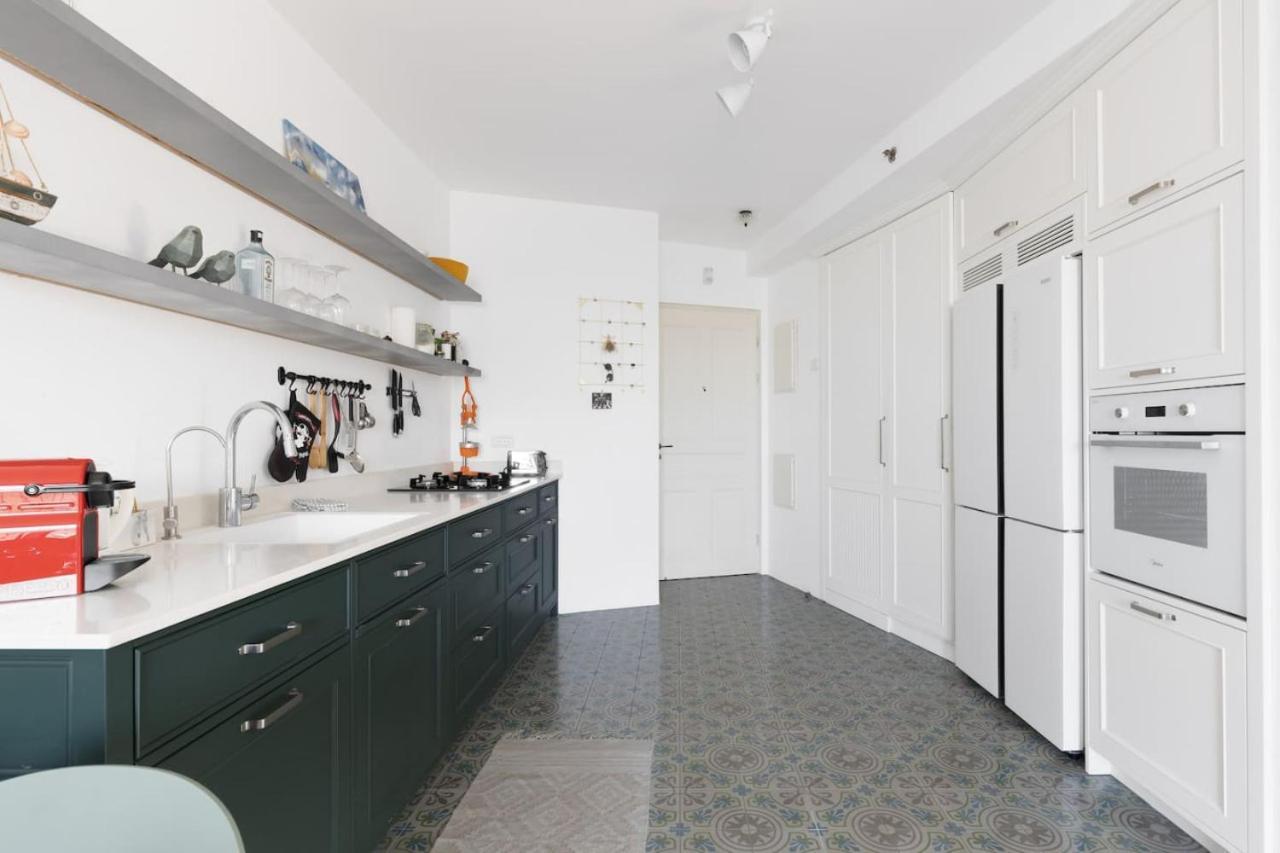 Elegant Apartment W Balcony & Mamad In Heart Of Tel Aviv By Sea N' Rent Luaran gambar